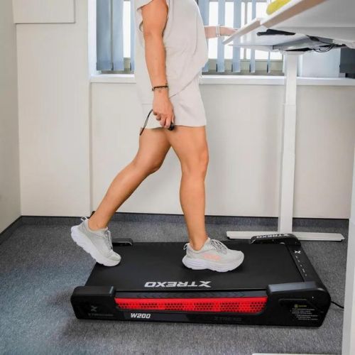 Běžecký pás elektrický  XTREXO Walking Pad W200 černý